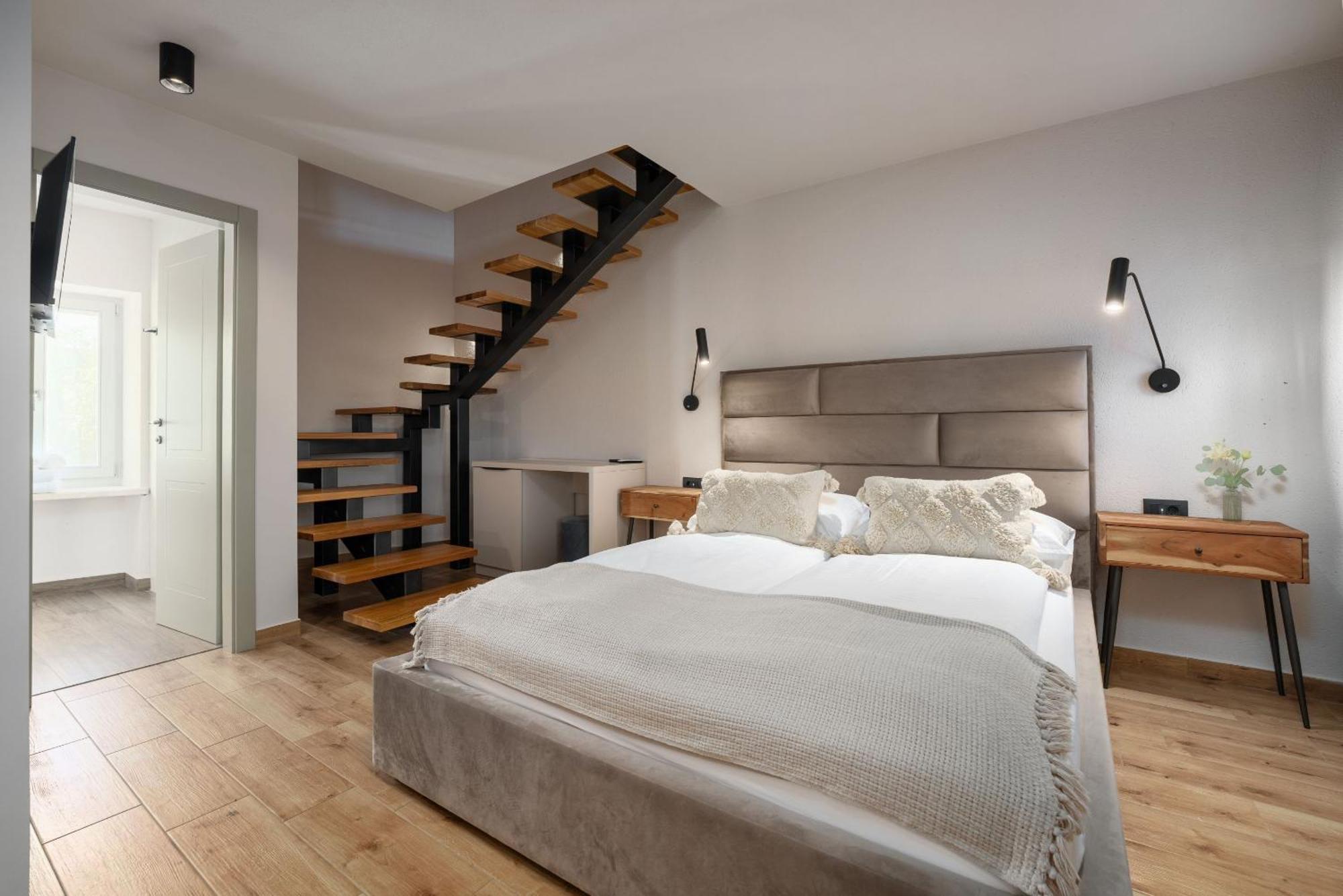 Della Croce B&B